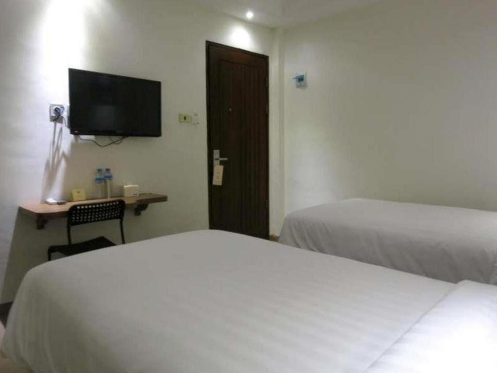 Hart Hotel Arjuna Mataram Kültér fotó