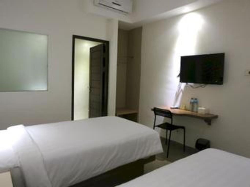 Hart Hotel Arjuna Mataram Kültér fotó